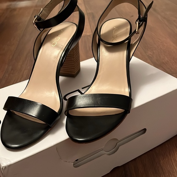 ALDO black, stack heel sandals - Picture 3 of 9